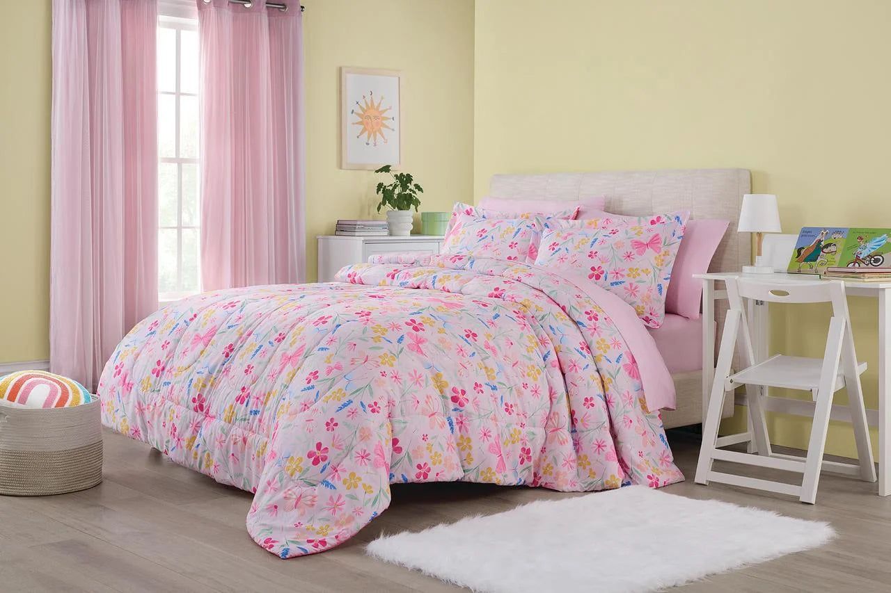 7 Piece Pink Wildflower Polyester Bedding Set for Girls, Full